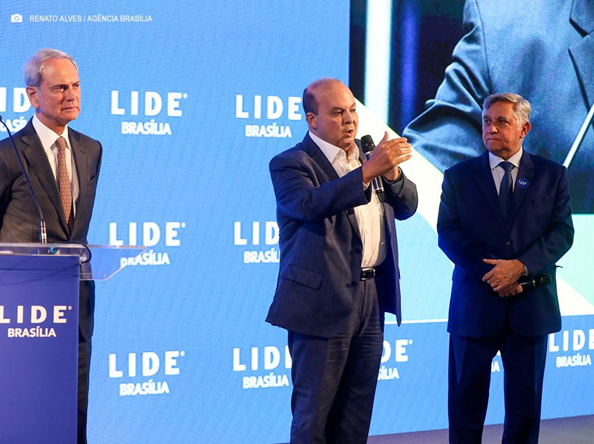 Ibaneis Rocha acompanha debate sobre Reforma Tributária no encontro do Lide