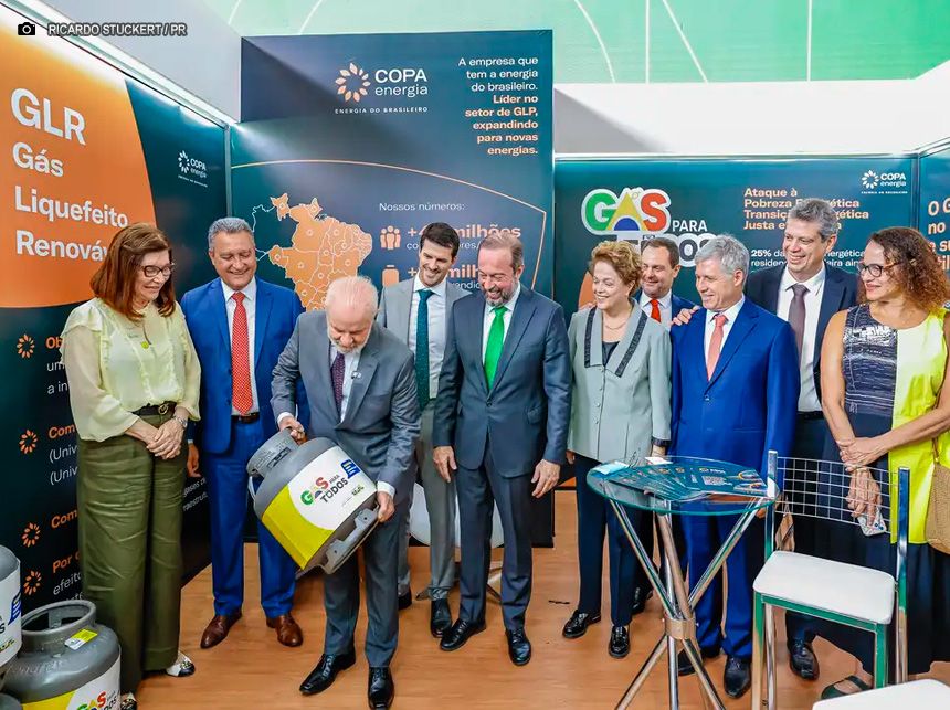 Lula sanciona lei para ampliar produção de combustíveis sustentáveis