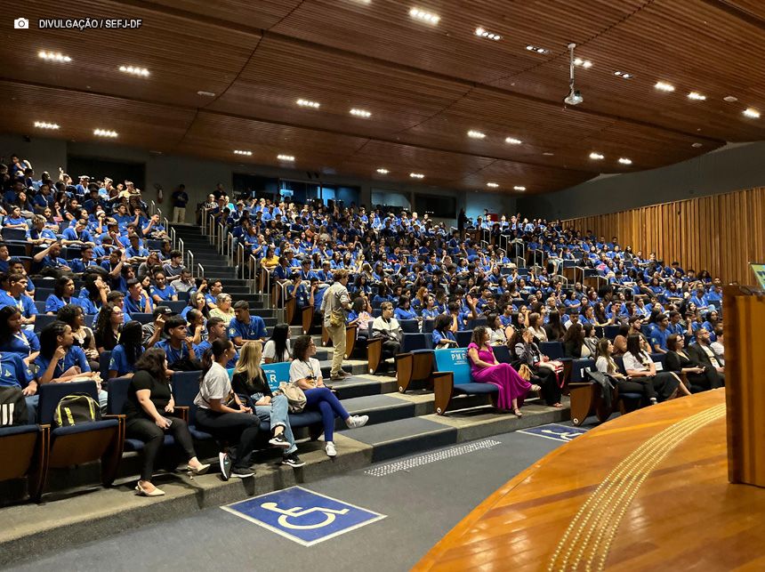 Aula inaugural do projeto Pega a Visão dá início à capacitação de 2 mil jovens