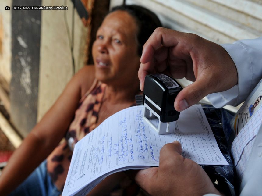 Receitas médicas da rede pública do DF terão modelo com linguagem simplificada