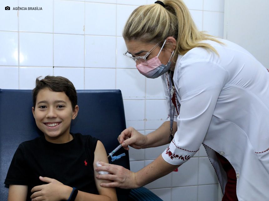 DF supera 100 mil doses de vacinas contra dengue