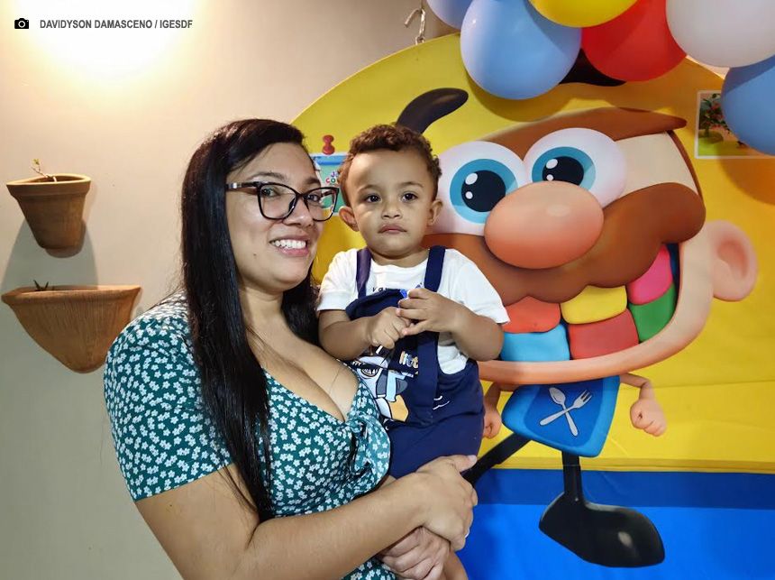 Novembro Roxo alerta para a importância do leite materno para o desenvolvimento dos prematuros