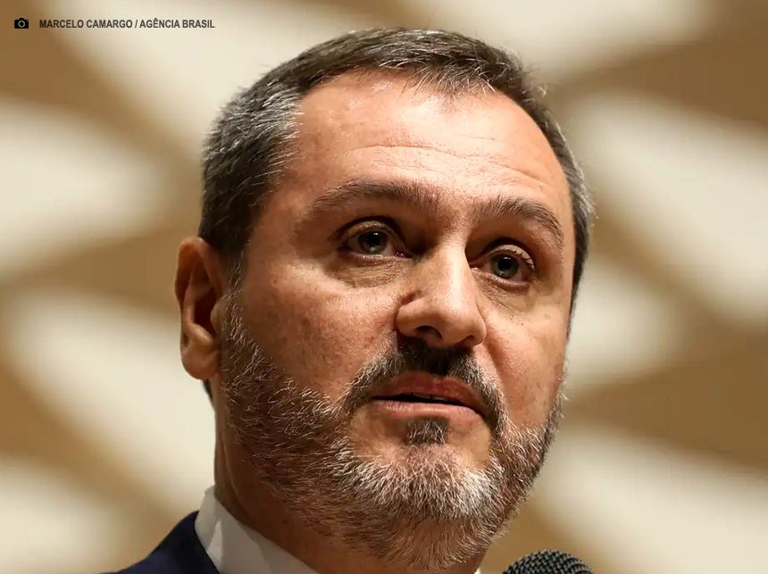 Diretor da PF defende regulamentação das redes sociais no Brasil