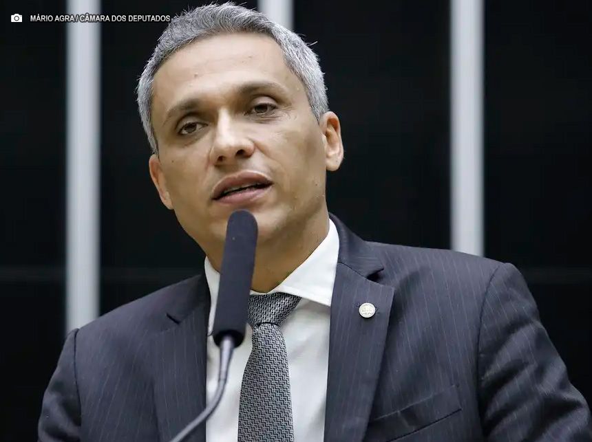 STF forma maioria para tornar réu deputado Gustavo Gayer