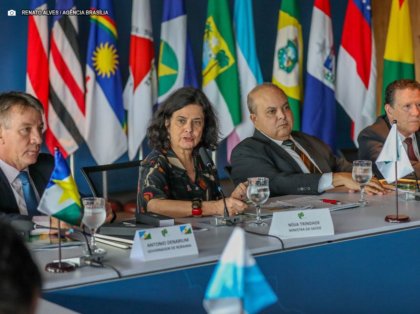 Governadores pedem reforço de campanha nacional de combate à dengue