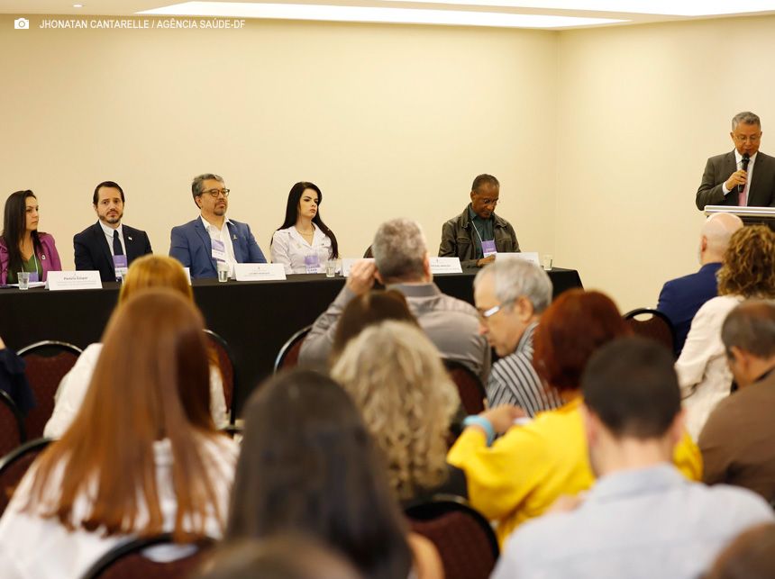 Saúde do DF lança plano distrital para eliminar transmissão de doenças de mãe para filho