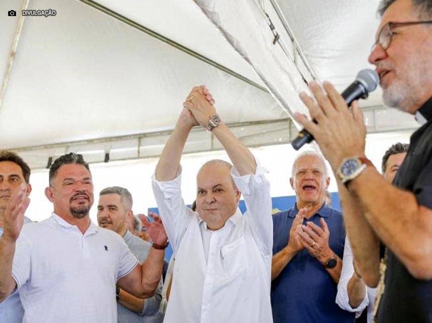 Viaduto do Riacho Fundo é entregue com elogios ao deputado Hermeto e ao governador Ibaneis