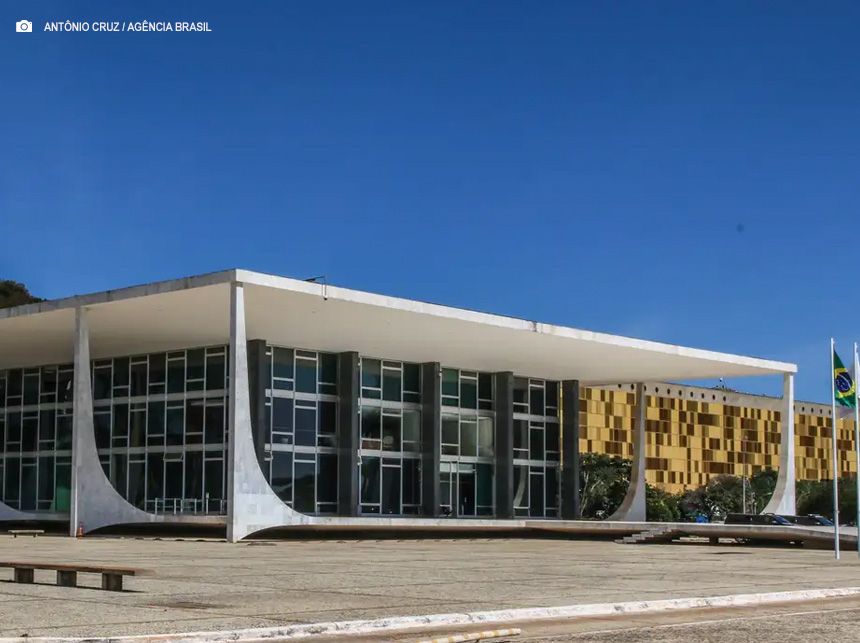 STF adia decisão sobre lei que impõe restrições para laqueadura