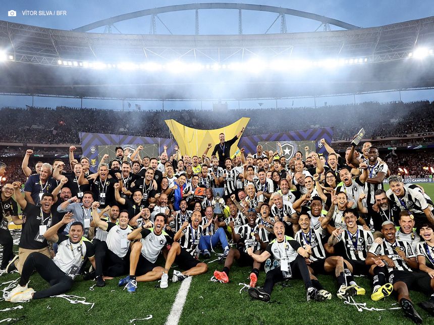 Botafogo derrota o São Paulo e conquista Brasileirão de 2024