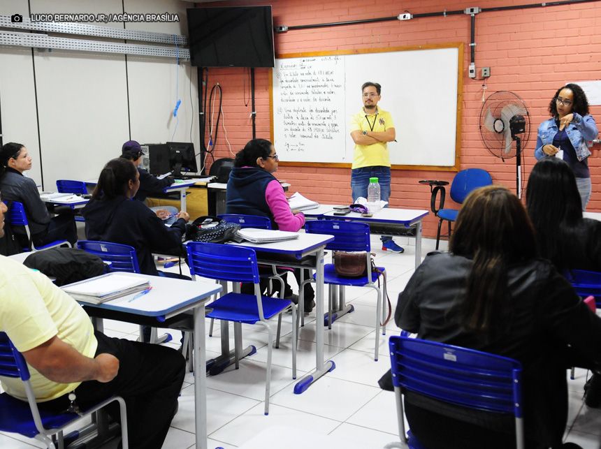 Inscrições nos cursos técnicos e de qualificação profissional do DF vão até sexta (6)