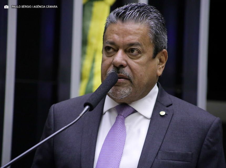 Frente Parlamentar da Medicina realiza simpósio para debater o uso de novas tecnologias na profissão