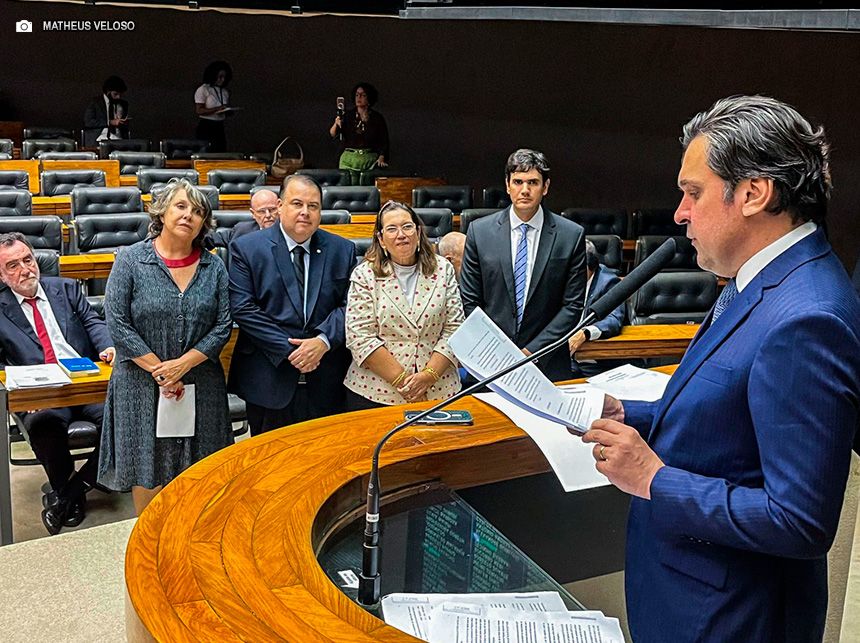 Deputado Rafael Prudente agradece Isnaldo Bulhoes por garantir manutenção do FCDF