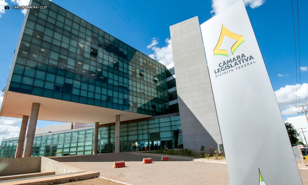 Câmara Legislativa pode convocar procurador-geral do DF para prestar informações, decide STF