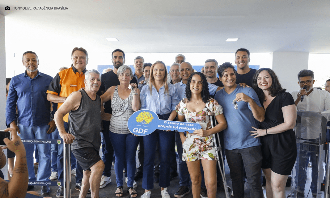 Casa Própria: Celina Leão entrega mais 48 unidades habitacionais em Sobradinho