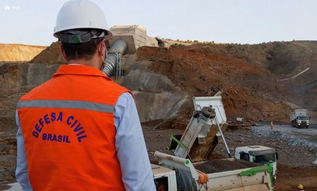 Defesa Civil atua em alerta 24h e governo garante apoio a estados afetados por chuvas