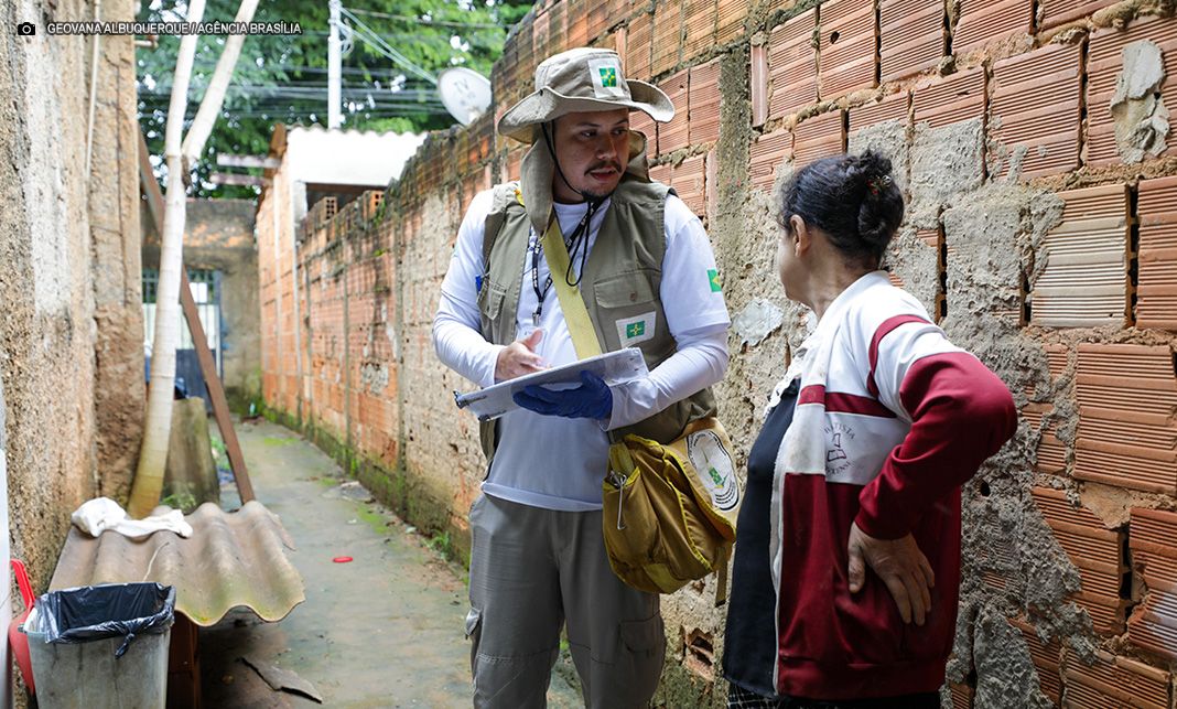 Água Quente recebe ação integrada do GDF de combate à dengue