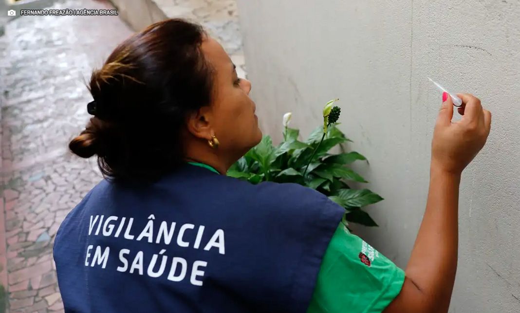 Casos de dengue em 2024 passam de 6,4 milhões; mortes somam 5,9 mil