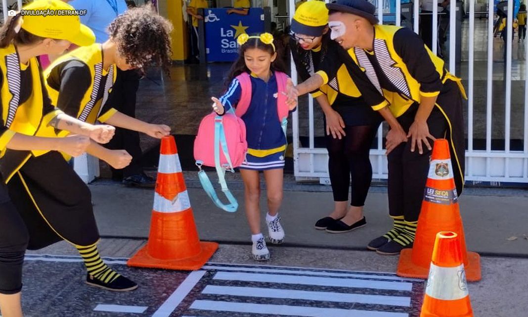 Fiscalização é reforçada para volta às aulas com segurança no trânsito