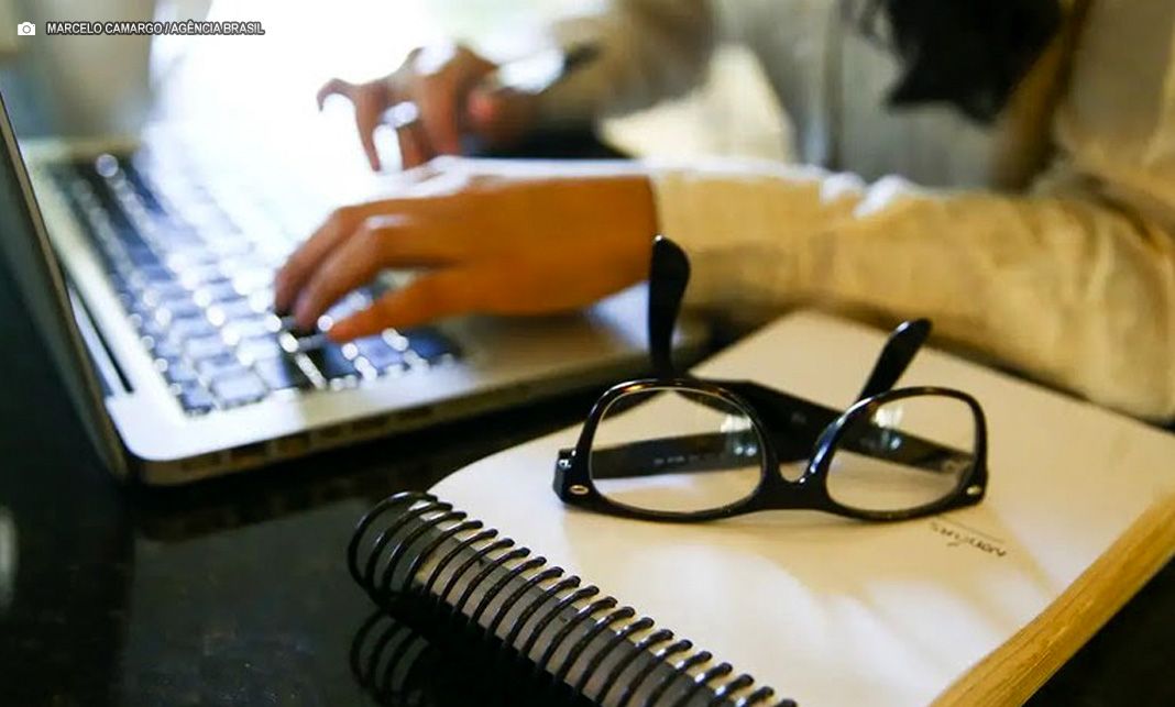 Fies terá mais de 112 mil novas vagas em 2025 e 50% delas serão para inscritos no CadÚnico