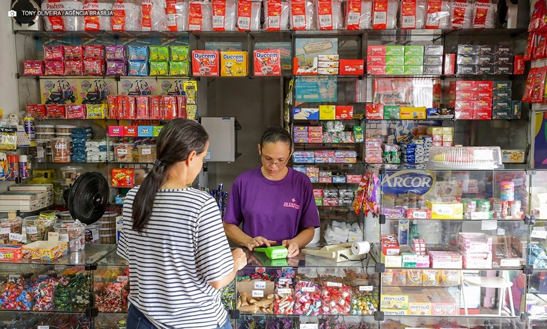 Salário mínimo passa para R$ 1.518 a partir desta semana