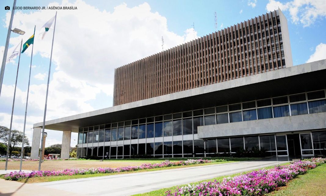 Fonplata: Financiamento de R$ 360 milhões vai transformar infraestrutura urbana no DF