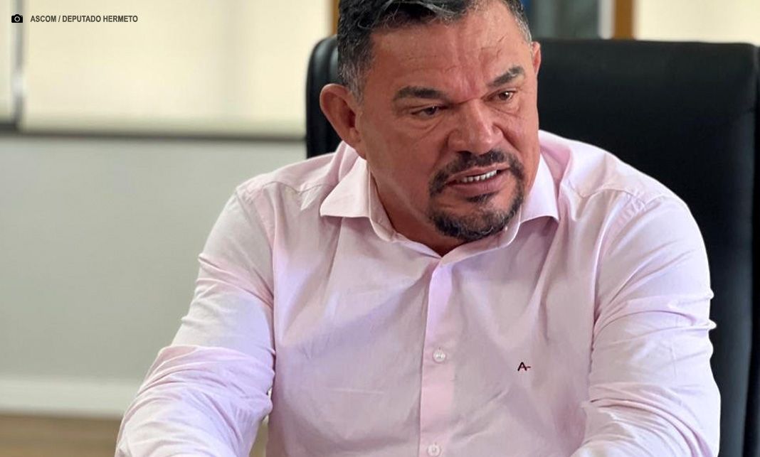 Líder do governo do DF rebate críticas de Leandro Grass e dispara contra a União