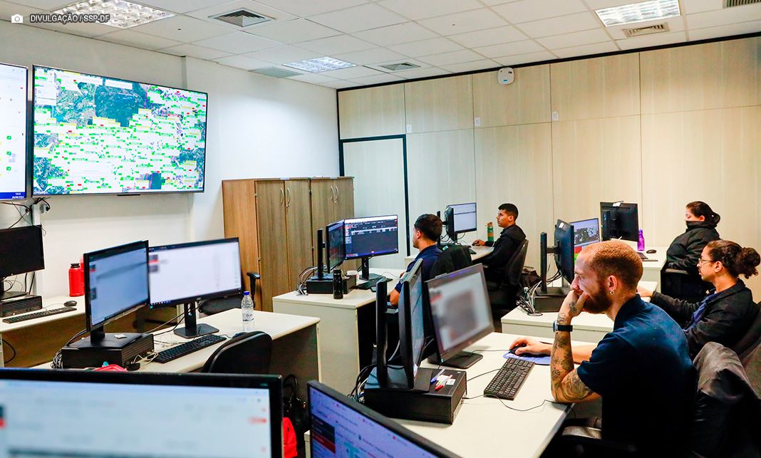 Dispositivo de proteção a mulheres vítimas de violência emite mais de 13 mil alertas em 2024