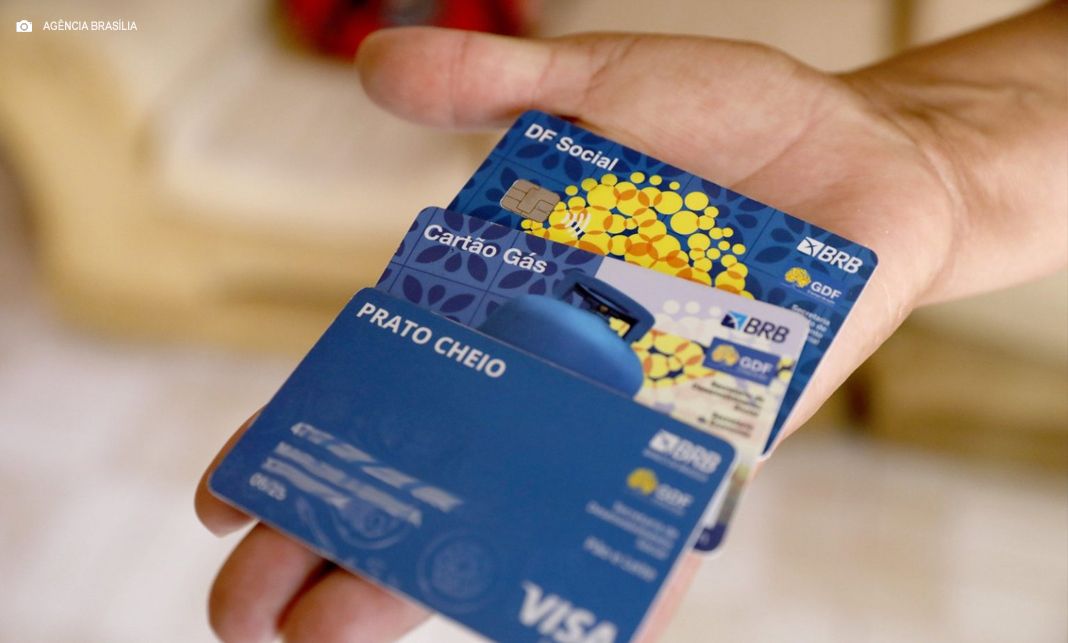 Desenvolvimento Social libera mais de R$ 42 milhões para pagamento dos cartões Gás, Prato Cheio e DF Social