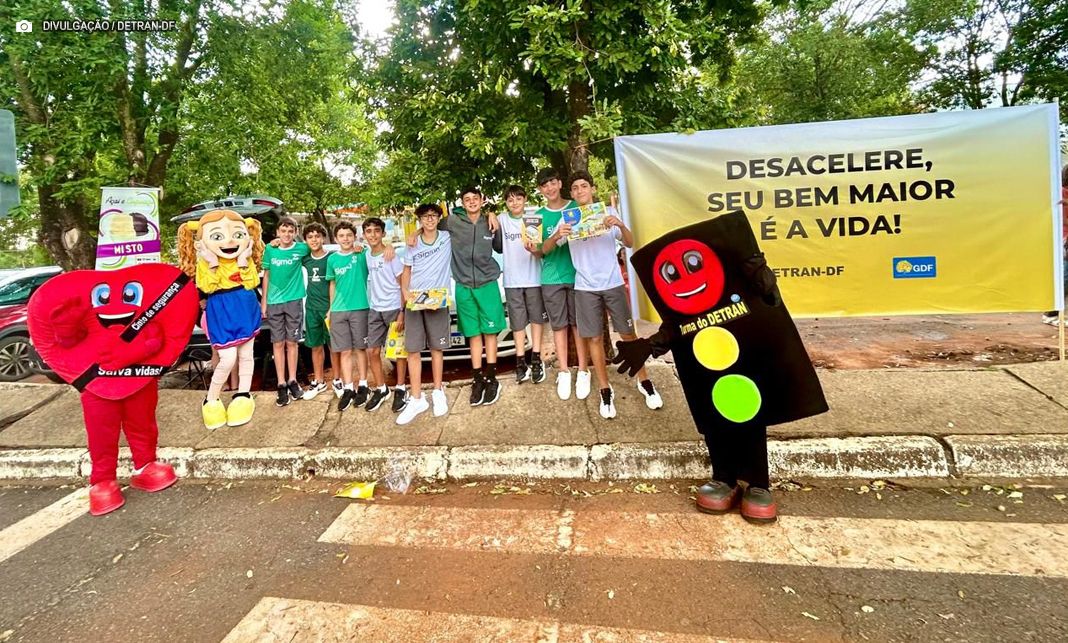 Detran-DF: Campanha de trânsito Volta às Aulas conscientiza 6 mil pessoas em uma semana