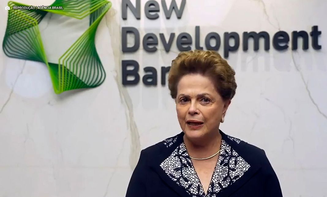 Dilma Rousseff é internada após quadro de neurite vestibular