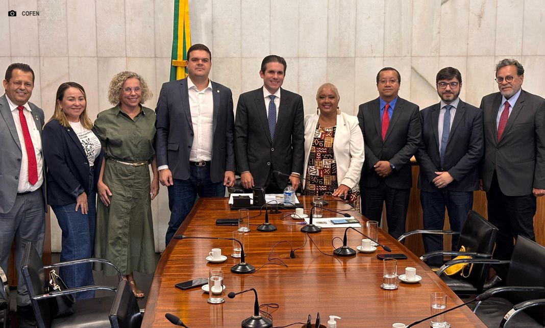 Cofen e bancada da categoria se reúnem com presidente da Câmara, Hugo Motta
