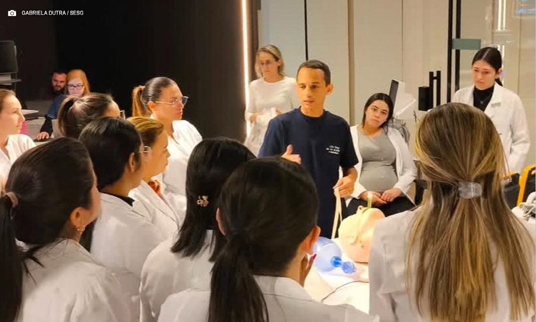 Governo de Goiás oferece 24 novos cursos de educação para profissionais de saúde em 2025