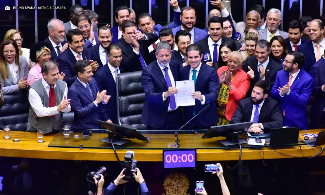 Hugo Motta é eleito presidente da Câmara dos Deputados