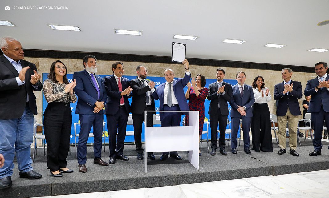 “Integração é o caminho”, afirma governador Ibaneis Rocha em posse de novo secretário do Entorno