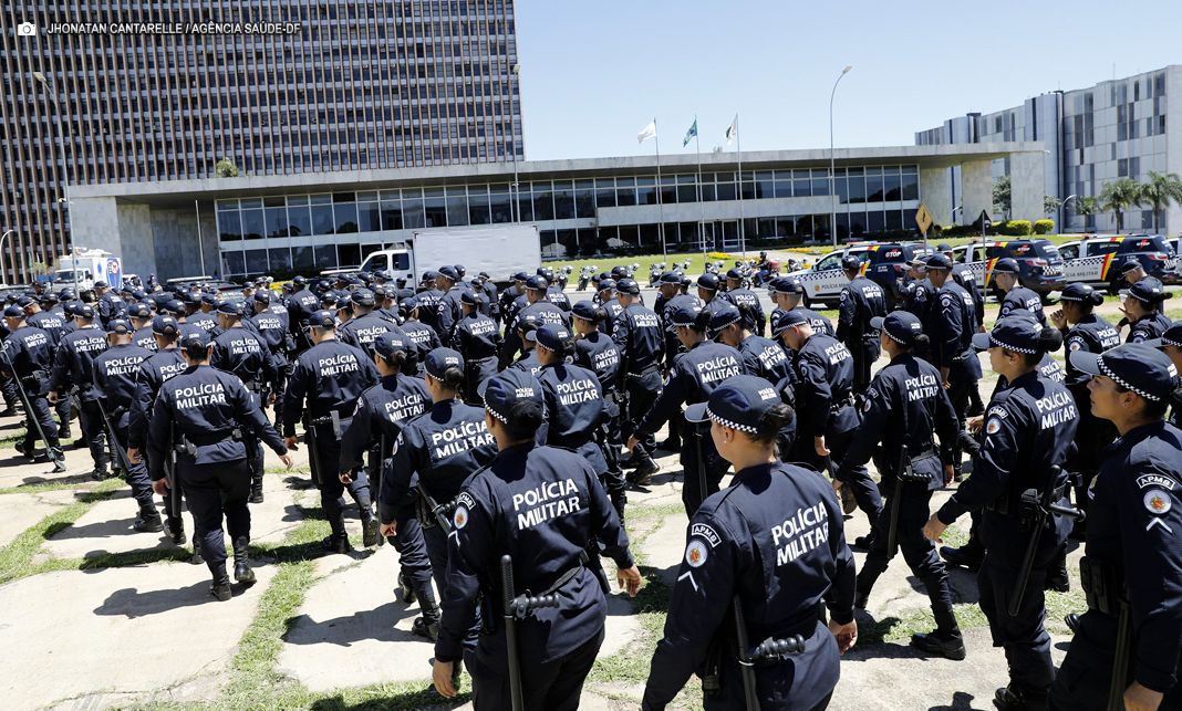 Ibaneis deve encaminhar PL à CLDF para reajustar salários das forças de segurança do DF