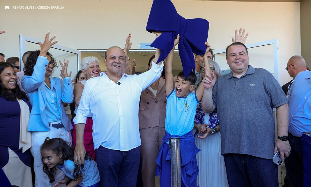 Ibaneis inaugura segunda escola integral bilíngue em Libras-Português do DF