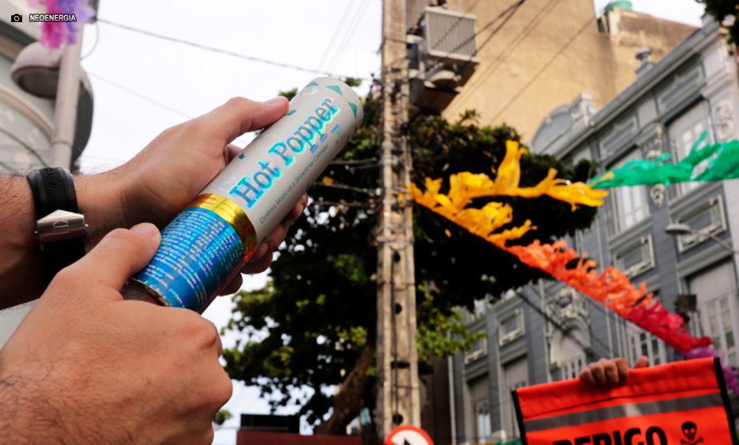 Serpentinas metálicas podem colocar a rede elétrica do Distrito Federal em risco