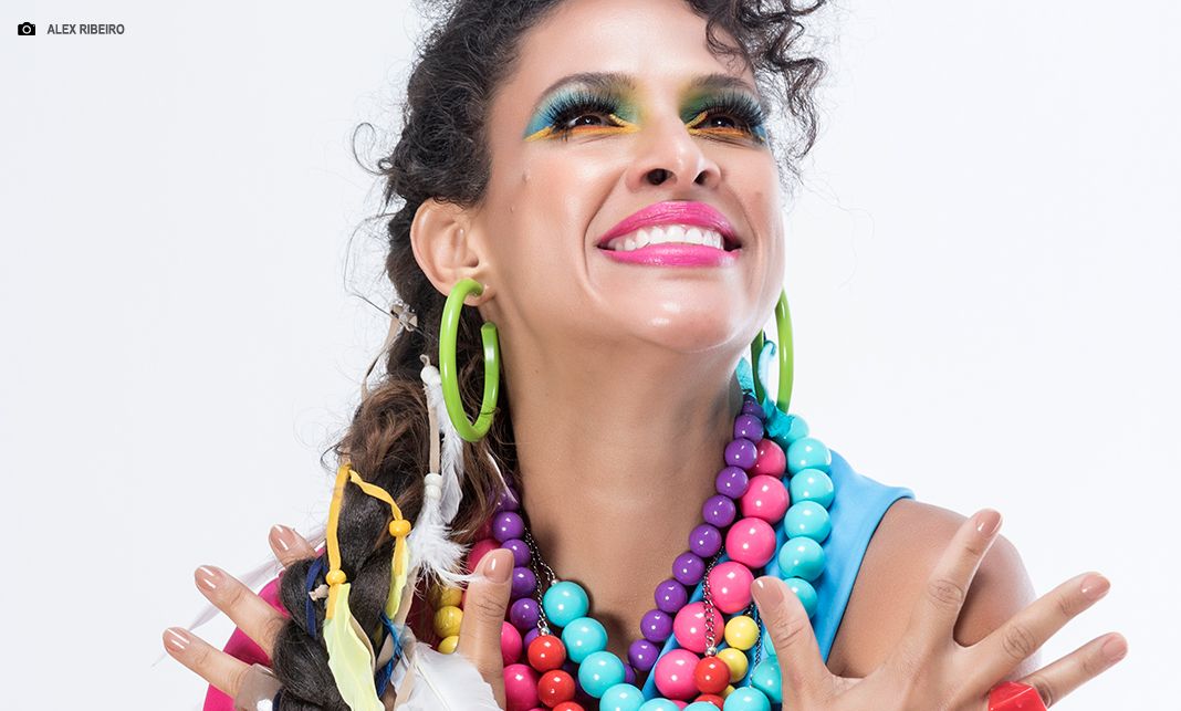 Renata Jambeiro se apresenta no carnaval de Brasília