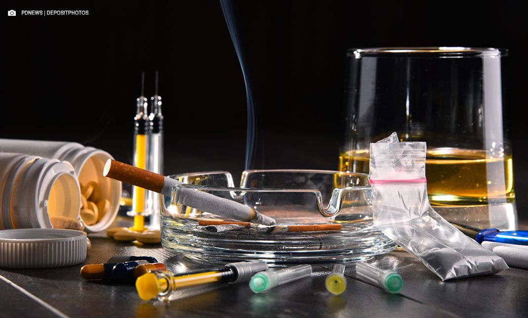 A Influência das memórias inconscientes no comportamento de um dependente químico