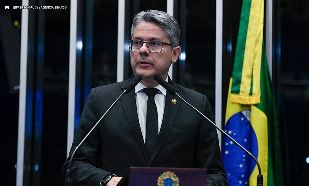 Senador Alessandro Vieira propõe ampliar transparência no projeto sobre emendas parlamentares