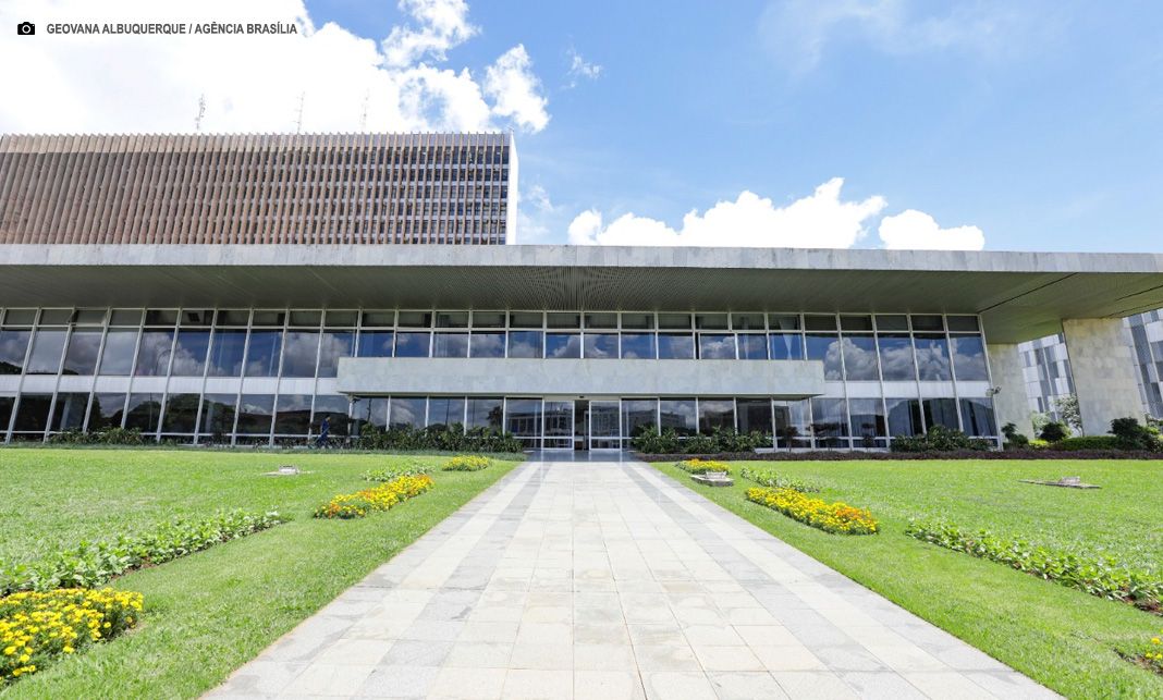 Orçamento do DF: audiência pública debate prioridades para 2026