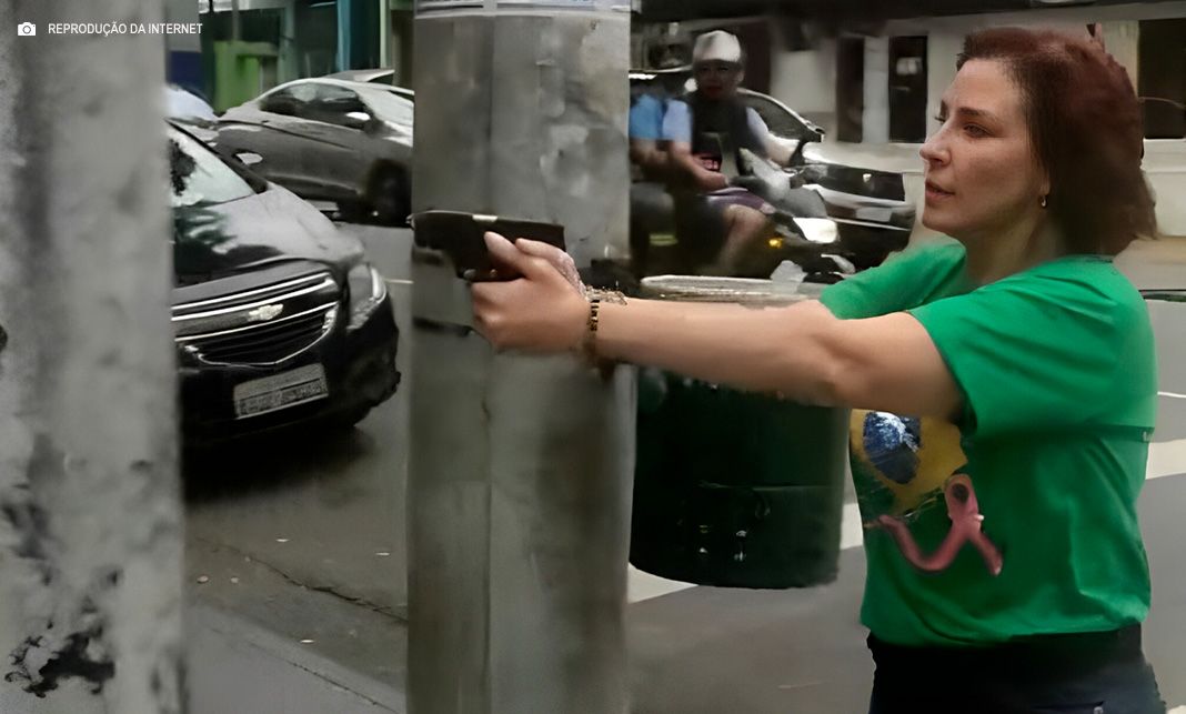 Deputada Carla Zambelli é presa na Itália