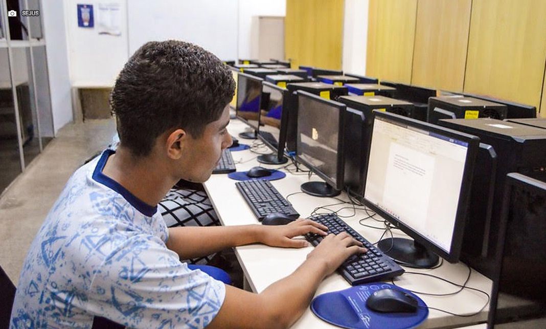Adolescentes de Samambaia terão acesso a cursos profissionalizantes gratuitos