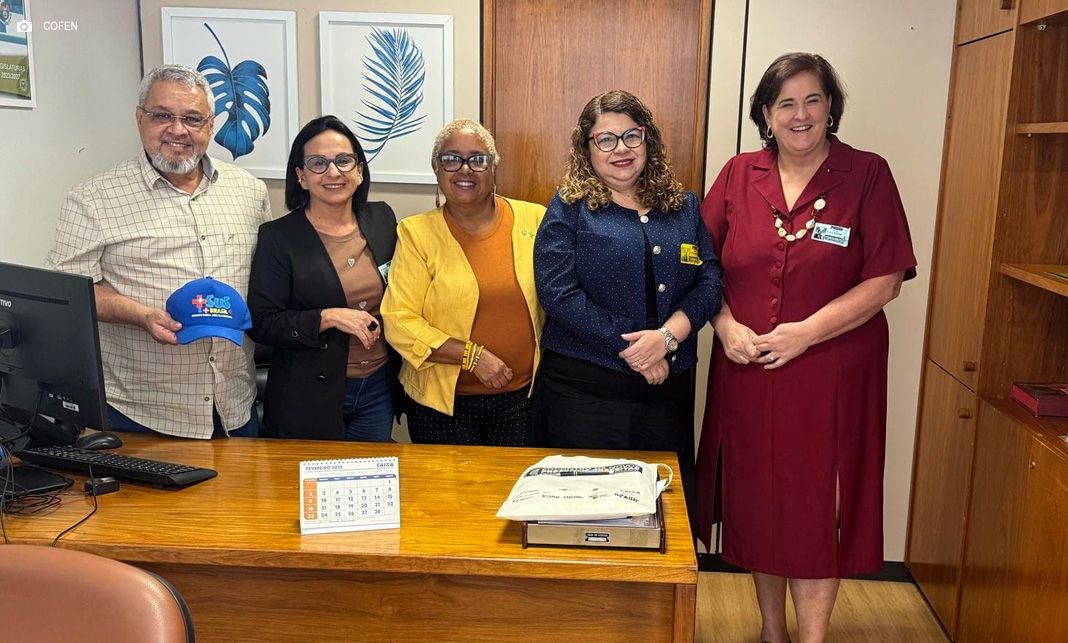 Cofen articula com a deputada Rejane a criação de cargo de Técnico de Enfermagem para rede federal da Saúde