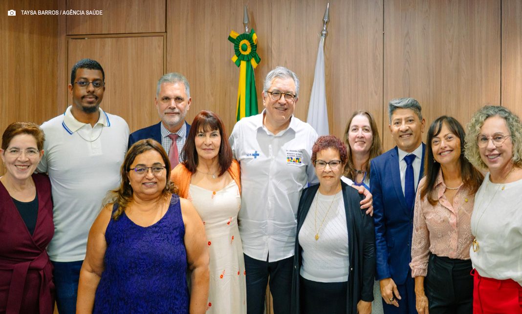 Não se melhora a saúde sem valorizar a enfermagem brasileira, ressalta Padilha