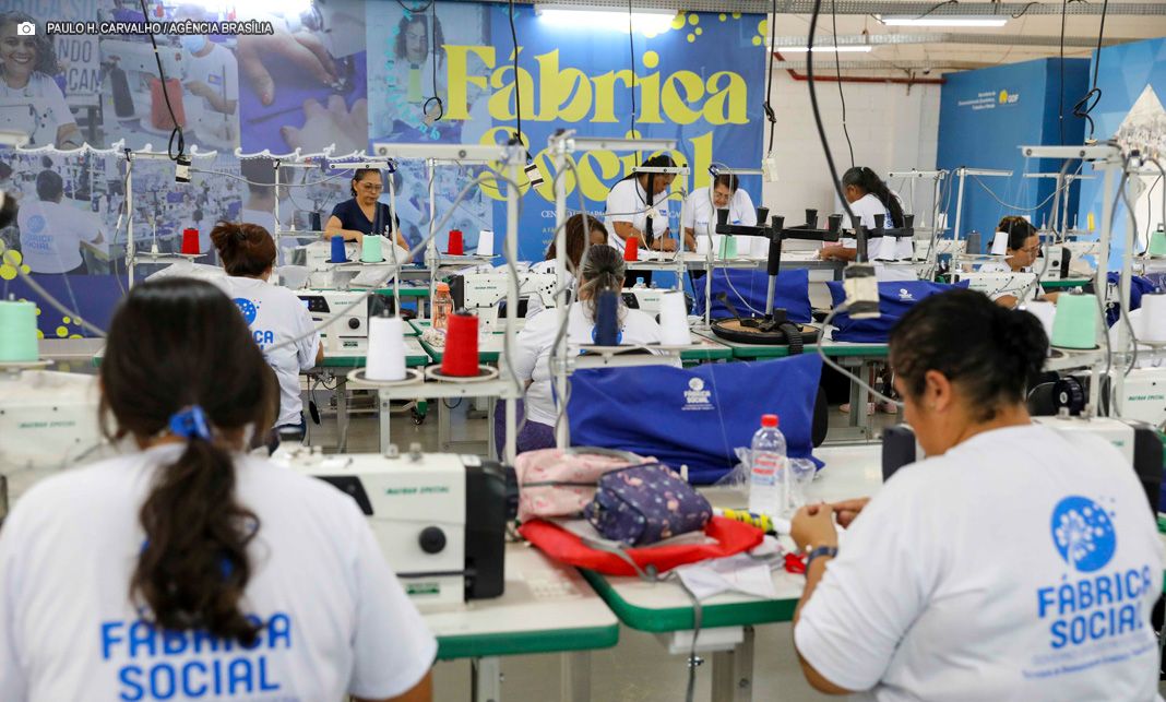 Nova turma da Fábrica Social vai capacitar 310 costureiros para o mercado de trabalho
