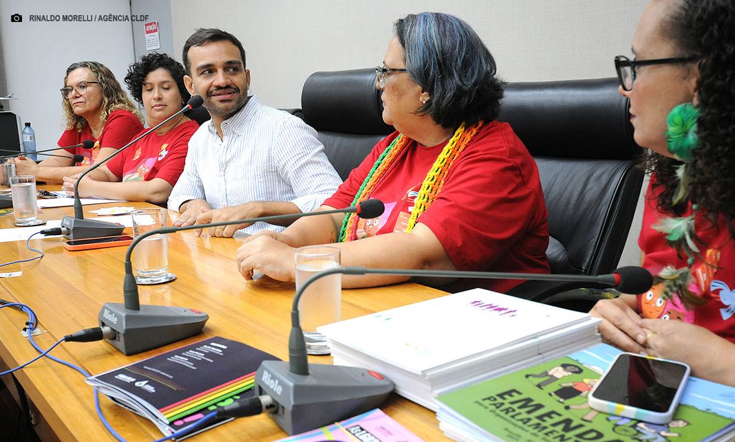 CLDF debate ampliação de políticas públicas voltadas para HIV/aids no DF e entorno