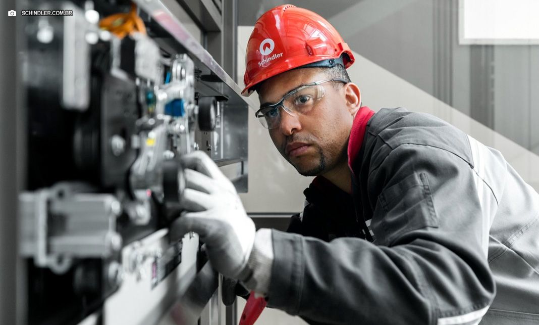 Atlas Schindler abre inscrições para curso técnico gratuito em Brasília
