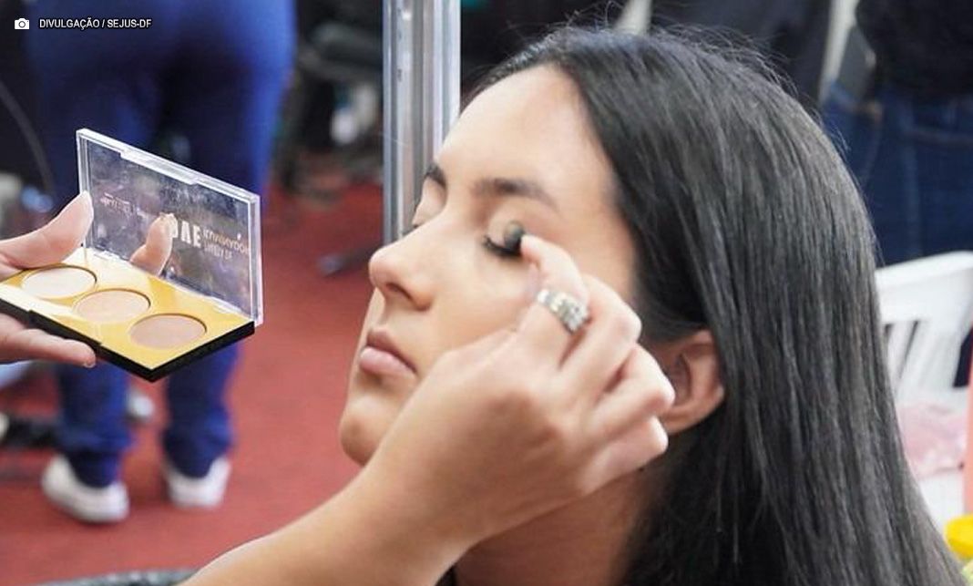 No Paranoá, mulheres ganham serviços gratuitos de beleza nesta segunda (10)