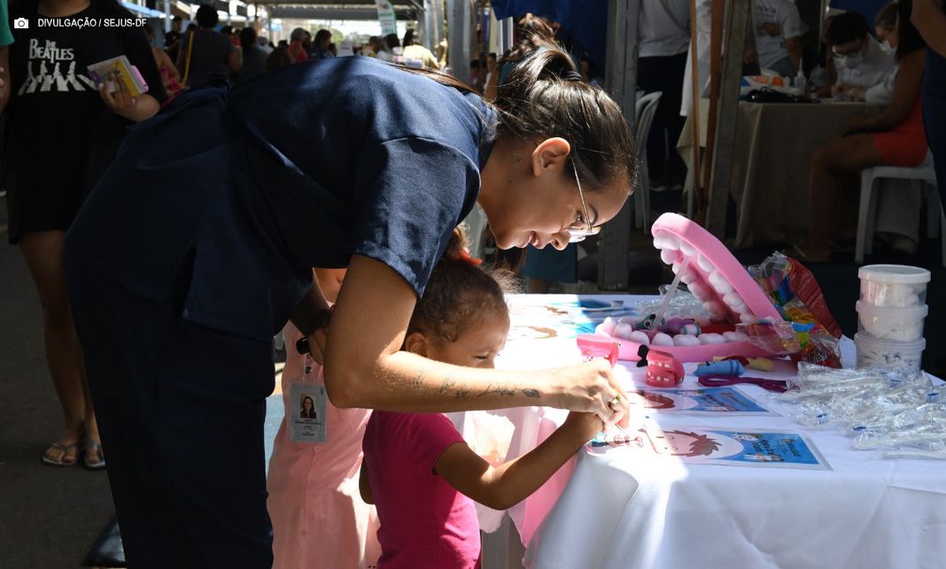 GDF Mais Perto do Cidadão: moradoras do Paranoá celebram o Mês da Mulher com dia de beleza e cuidados